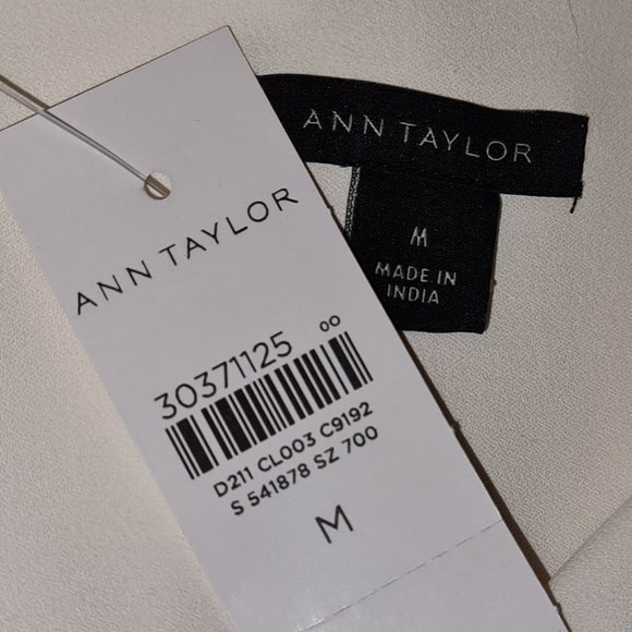 Ann Taylor NWT Ivory V-Neck Blouse M - Picture 9 of 10